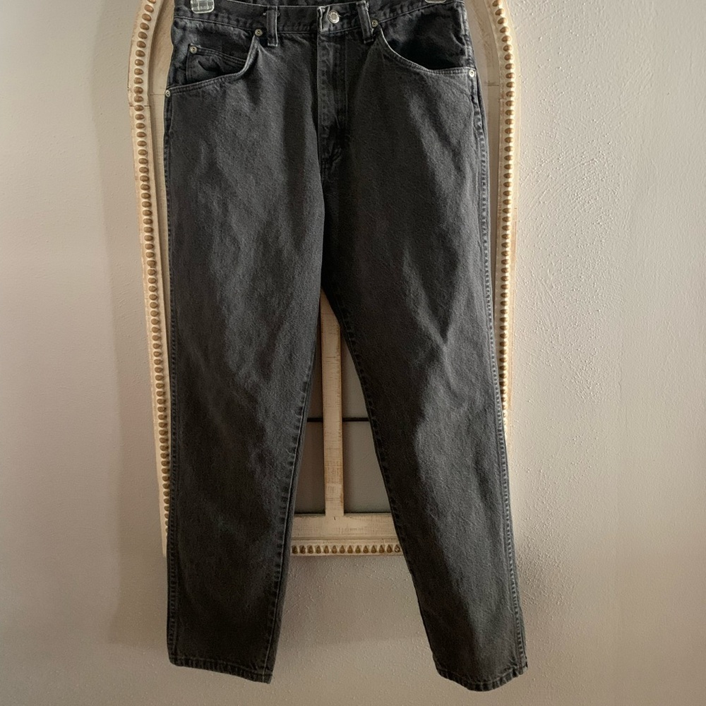 Wrangler 33x32 black jeans